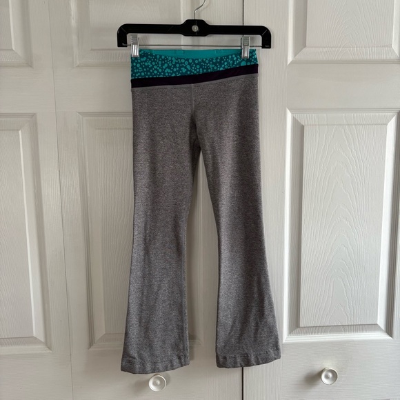 Ivivva Other - Ivivva By Lululemon Girl's Dedication Pant Gray 8 Teal Waistband Athletic Flare